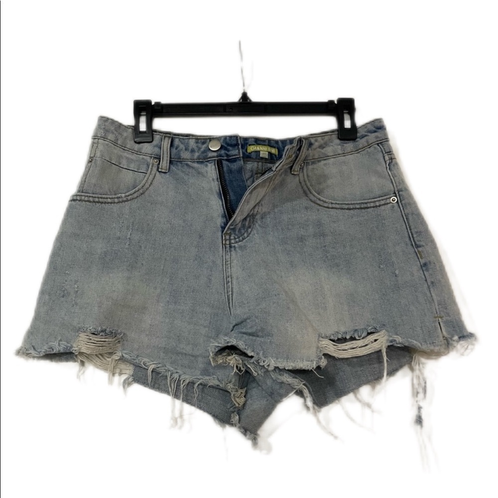 Gianni Bini 27 waist denim shorts size 27